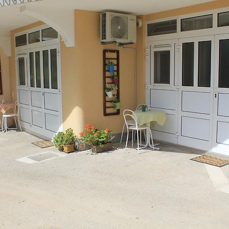 Rooms Bellina Skradin Buitenkant foto