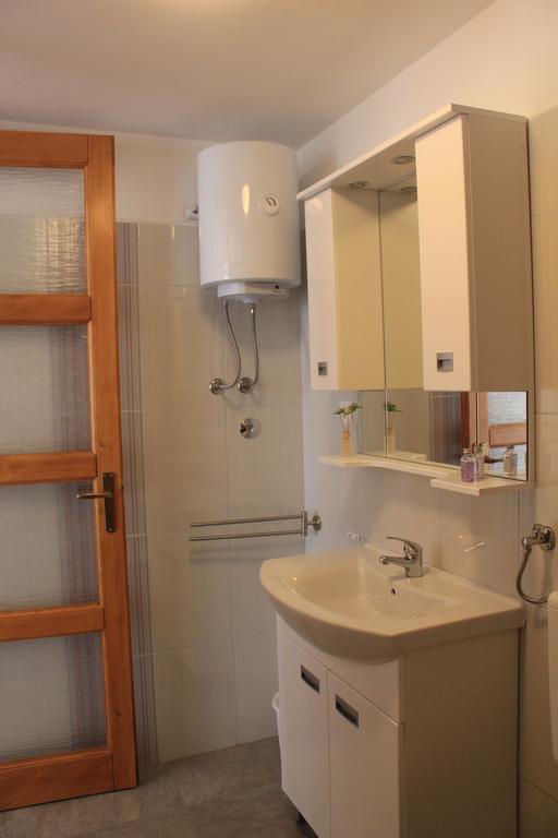 Rooms Bellina Skradin Buitenkant foto